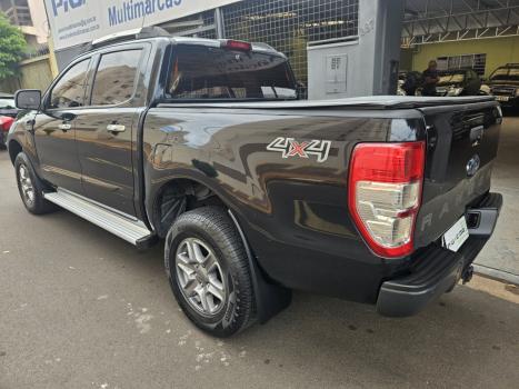 FORD Ranger 2.2 16V XLS DIESEL 4X4 CABINE DUPLA AUTOMTICO, Foto 3