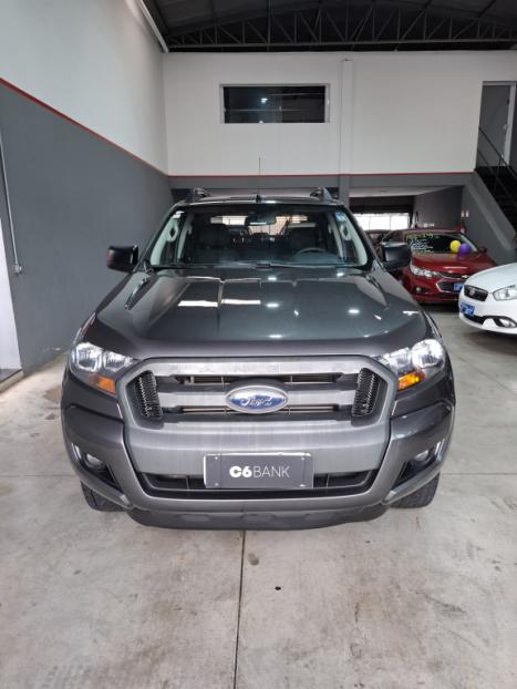 FORD Ranger 2.2 16V XLS DIESEL 4X4 CABINE DUPLA, Foto 2