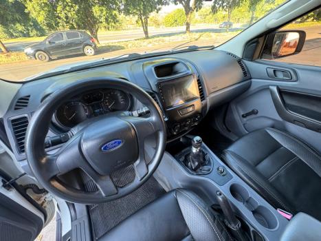 FORD Ranger 2.2 16V 4X4 XL DIESEL CABINE DUPLA, Foto 10