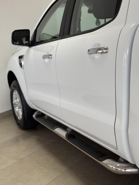 FORD Ranger 2.5 16V XLT CABINE DUPLA, Foto 4