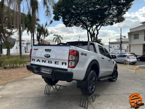 FORD Ranger 3.2 20V FX4 4X4 CABINE DUPLA TURBO DIESEL AUTOMTICO, Foto 4