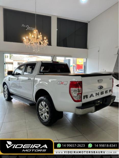 FORD Ranger 3.2 20V XLT 4X4 CABINE DUPLA TURBO DIESEL AUTOMTICO, Foto 4