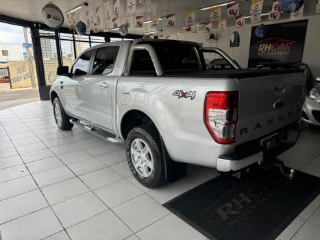 FORD Ranger 3.2 20V XLT 4X4 CABINE DUPLA TURBO DIESEL, Foto 4