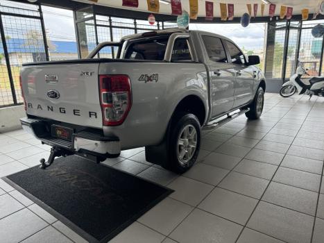 FORD Ranger 3.2 20V XLT 4X4 CABINE DUPLA TURBO DIESEL, Foto 13