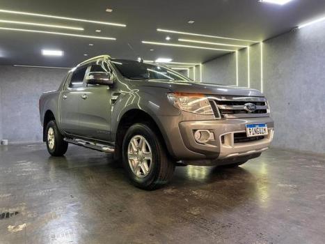 FORD Ranger 3.2 20V CABINE DUPLA 4X4 LIMITED TURBO DIESEL AUTOMTICO, Foto 6