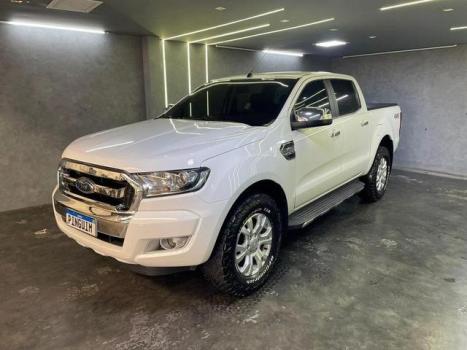 FORD Ranger 3.2 20V XLT 4X4 CABINE DUPLA TURBO DIESEL AUTOMTICO, Foto 2