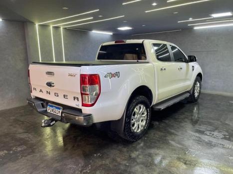 FORD Ranger 3.2 20V XLT 4X4 CABINE DUPLA TURBO DIESEL AUTOMTICO, Foto 5