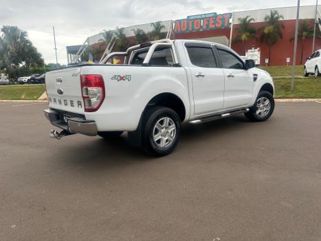 FORD Ranger 3.2 20V XLT 4X4 CABINE DUPLA TURBO DIESEL AUTOMTICO, Foto 5