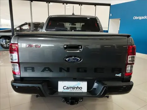 FORD Ranger 3.2 20V FX4 4X4 CABINE DUPLA TURBO DIESEL AUTOMTICO, Foto 6