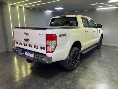 FORD Ranger 3.2 20V XLT 4X4 CABINE DUPLA TURBO DIESEL AUTOMTICO, Foto 5