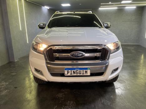 FORD Ranger 3.2 20V CABINE DUPLA 4X4 LIMITED TURBO DIESEL AUTOMTICO, Foto 3