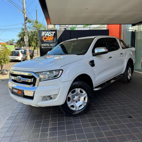 FORD Ranger 3.2 20V CABINE DUPLA 4X4 LIMITED TURBO DIESEL AUTOMTICO, Foto 2