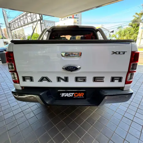 FORD Ranger 3.2 20V CABINE DUPLA 4X4 LIMITED TURBO DIESEL AUTOMTICO, Foto 8