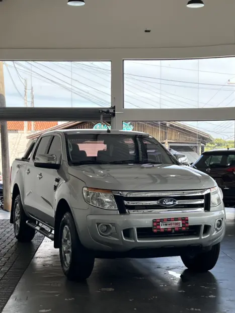 FORD Ranger 3.2 20V XLT 4X4 CABINE DUPLA TURBO DIESEL, Foto 2