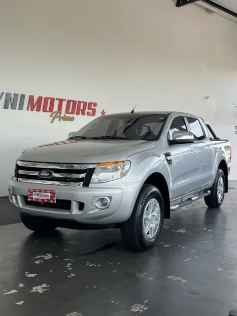 FORD Ranger 3.2 20V XLT 4X4 CABINE DUPLA TURBO DIESEL, Foto 11