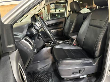 FORD Ranger 3.2 20V CABINE DUPLA 4X4 LIMITED TURBO DIESEL AUTOMTICO, Foto 10