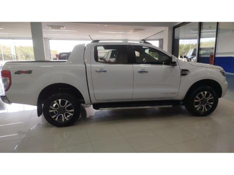 FORD Ranger 3.2 20V CABINE DUPLA 4X4 LIMITED TURBO DIESEL AUTOMTICO, Foto 4