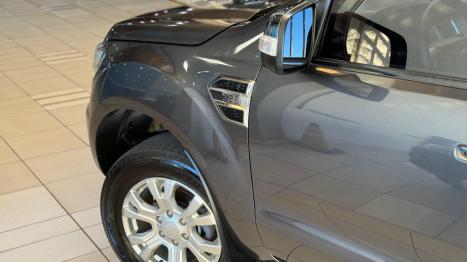 FORD Ranger 3.2 20V XLT 4X4 CABINE DUPLA TURBO DIESEL AUTOMTICO, Foto 13
