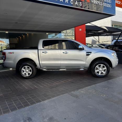 FORD Ranger 3.2 20V XLT 4X4 CABINE DUPLA TURBO DIESEL AUTOMTICO, Foto 3