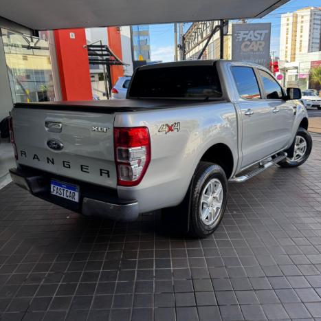 FORD Ranger 3.2 20V XLT 4X4 CABINE DUPLA TURBO DIESEL AUTOMTICO, Foto 5