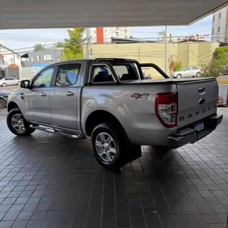 FORD Ranger 3.2 20V XLT 4X4 CABINE DUPLA TURBO DIESEL AUTOMTICO, Foto 5