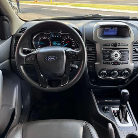 FORD Ranger 3.2 20V XLT 4X4 CABINE DUPLA TURBO DIESEL AUTOMTICO, Foto 13