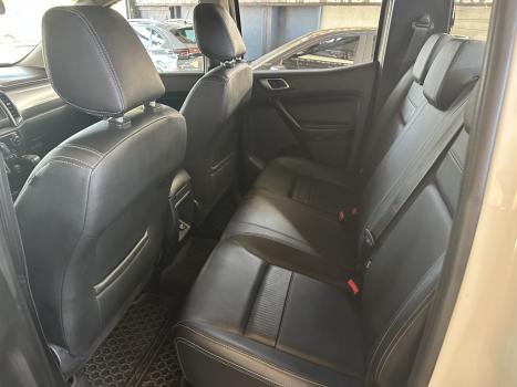 FORD Ranger 3.2 20V XLT 4X4 CABINE DUPLA TURBO DIESEL AUTOMTICO, Foto 3