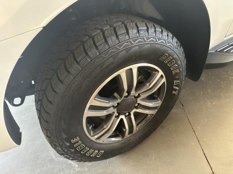 FORD Ranger 3.2 20V XLT 4X4 CABINE DUPLA TURBO DIESEL AUTOMTICO, Foto 4