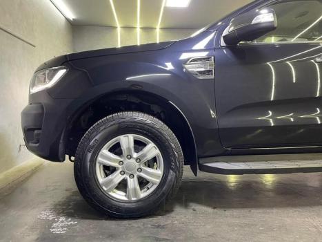 FORD Ranger 3.2 20V XLT 4X4 CABINE DUPLA TURBO DIESEL AUTOMTICO, Foto 16