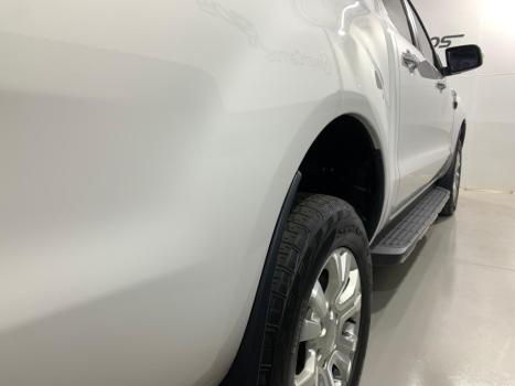 FORD Ranger 3.2 20V XLT 4X4 CABINE DUPLA TURBO DIESEL AUTOMTICO, Foto 9
