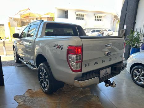 FORD Ranger 3.2 20V CABINE DUPLA 4X4 LIMITED TURBO DIESEL AUTOMTICO, Foto 6