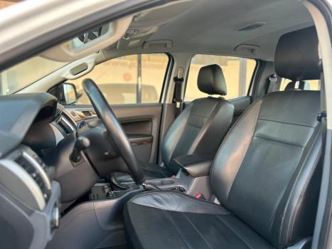 FORD Ranger 3.2 20V XLT 4X4 CABINE DUPLA TURBO DIESEL AUTOMTICO, Foto 11
