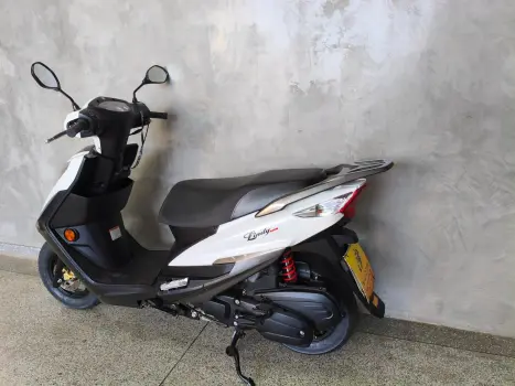 HAOJUE Lindy 125 , Foto 3