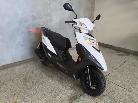 HAOJUE Lindy 125 , Foto 6