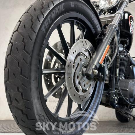 HARLEY DAVIDSON Sportster XL 883 R, Foto 19
