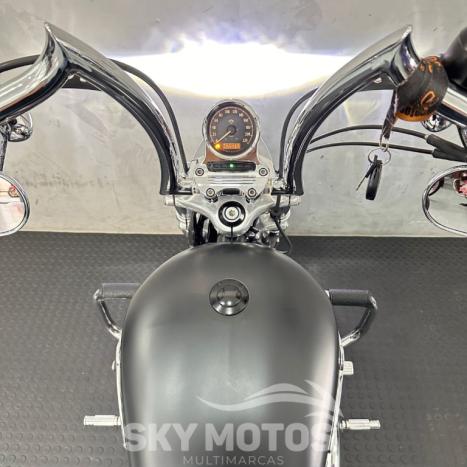 HARLEY DAVIDSON Sportster XL 1200 Custom CB, Foto 3