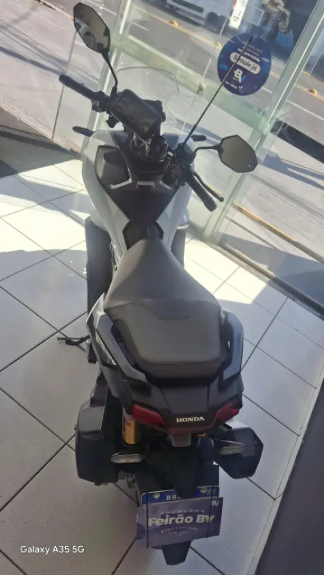 HONDA ADV 150 ABS, Foto 3