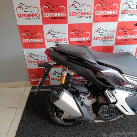 HONDA ADV 150 ABS, Foto 2
