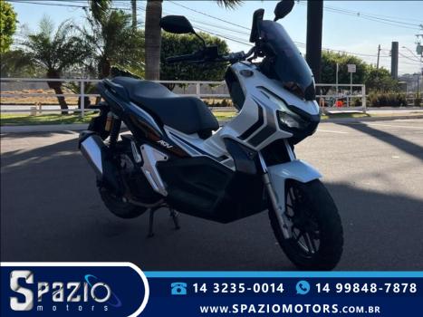 HONDA ADV 150 ABS, Foto 3