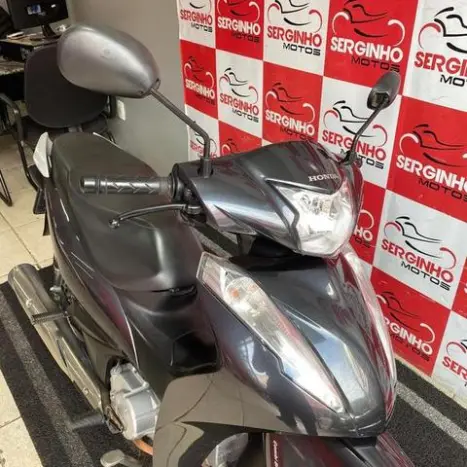 HONDA Biz 100 +, Foto 4