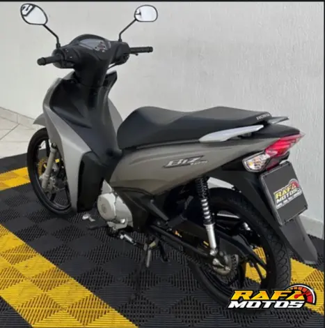 HONDA Biz 125 +, Foto 6