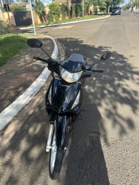 HONDA Biz 125 +, Foto 1