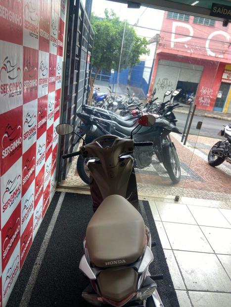 HONDA Biz 125 +, Foto 5