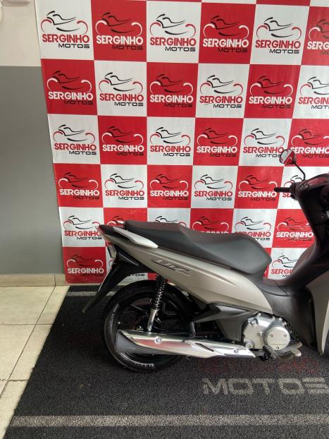 HONDA Biz 125 +, Foto 3
