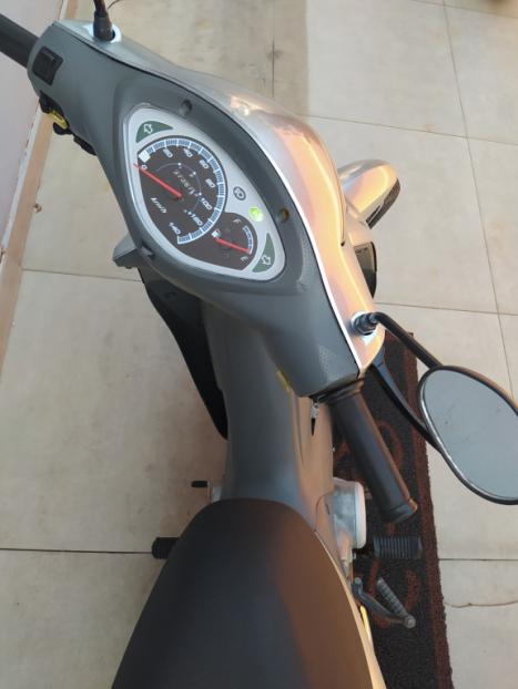 HONDA Biz 125 ES, Foto 4