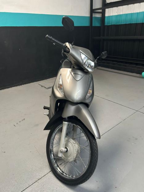 HONDA Biz 125 ES, Foto 3