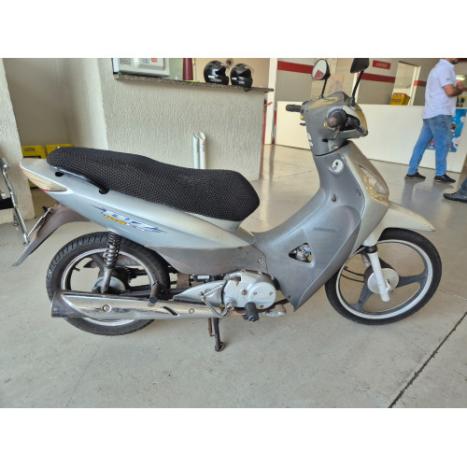 HONDA Biz 125 ES, Foto 4