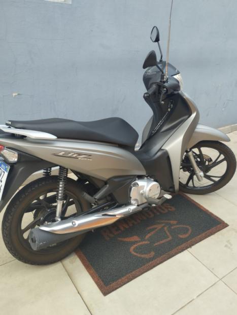 HONDA Biz 125 EX, Foto 8