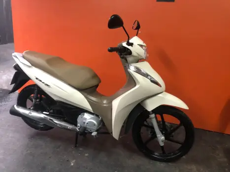 HONDA Biz 125 EX, Foto 2