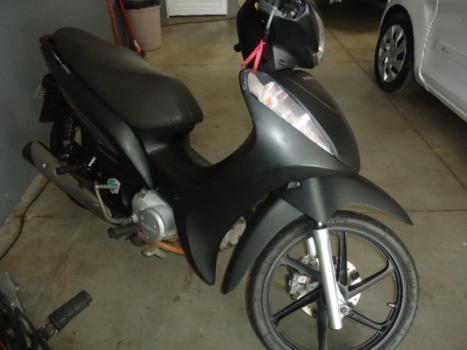 HONDA Biz 125 EX, Foto 2